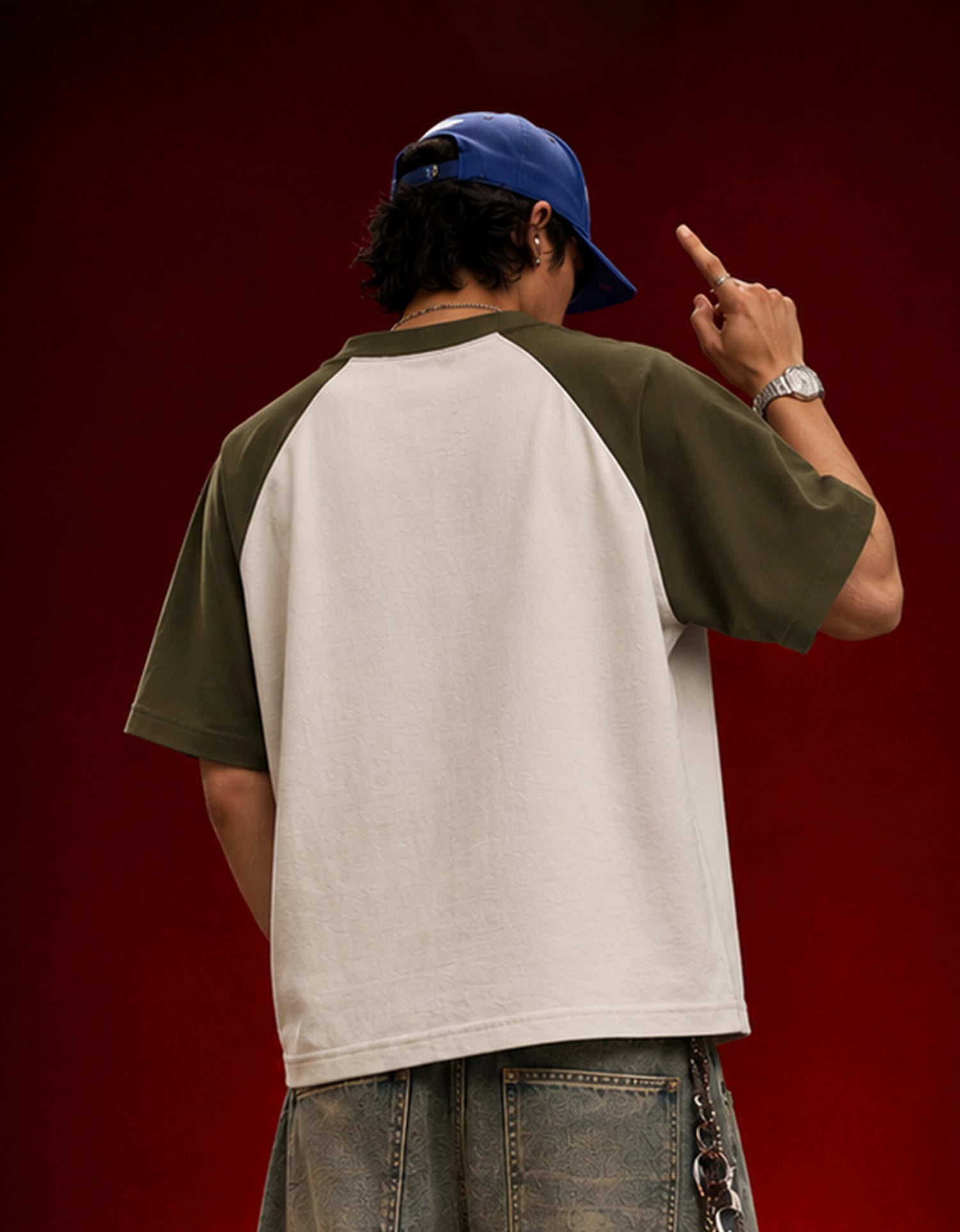 Hotmilfs Oversized Raglan